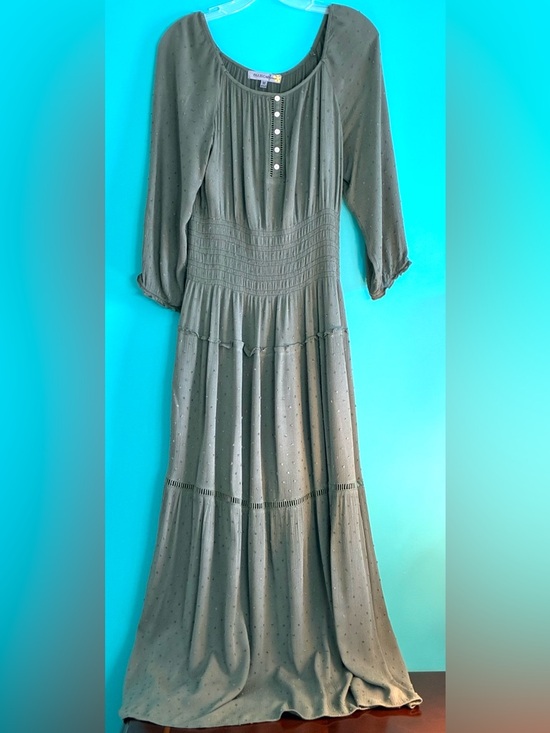 Olive Maxi Boho Dress - Picture 14 of 16